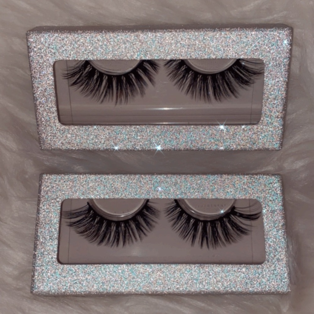Princess lashes set of 2